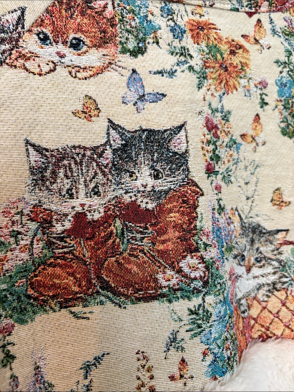 CIDER fleece collar floral cat sweatshirt 🐈 🐈‍⬛ 🐈 🐈‍⬛ 🐈 🐈‍⬛ 🐈 🐈‍⬛ - Picture 9 of 10